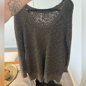 Free people sweater size L